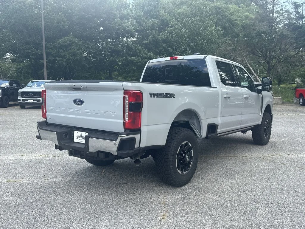 New 2026 Avalanche Ford Lariat image 7