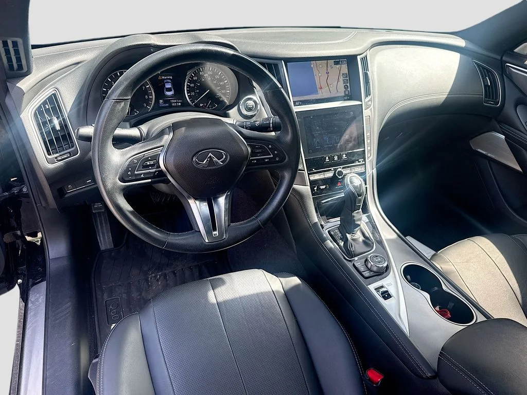 Used 2022 Black INFINITI LUXE image 25