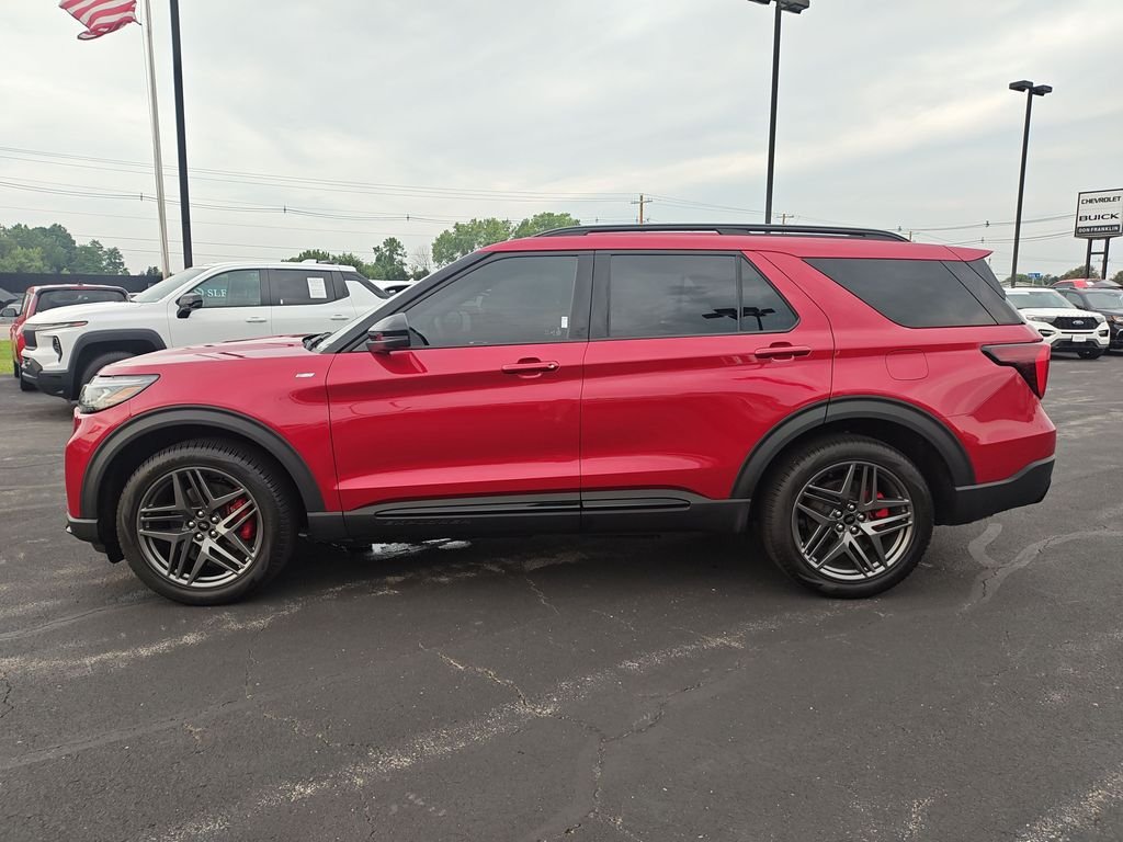 Used 2026 Red Ford ST-Line image 2