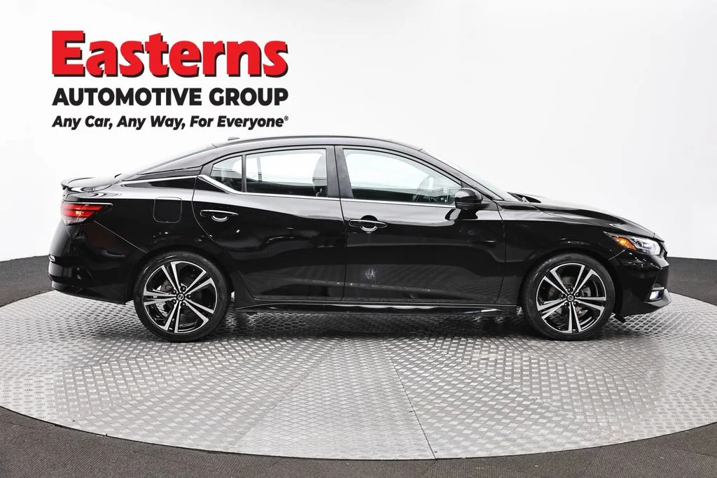 Used 2023 Black Nissan SR image 4