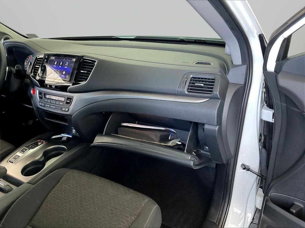 Used 2023  Honda Sport image 30