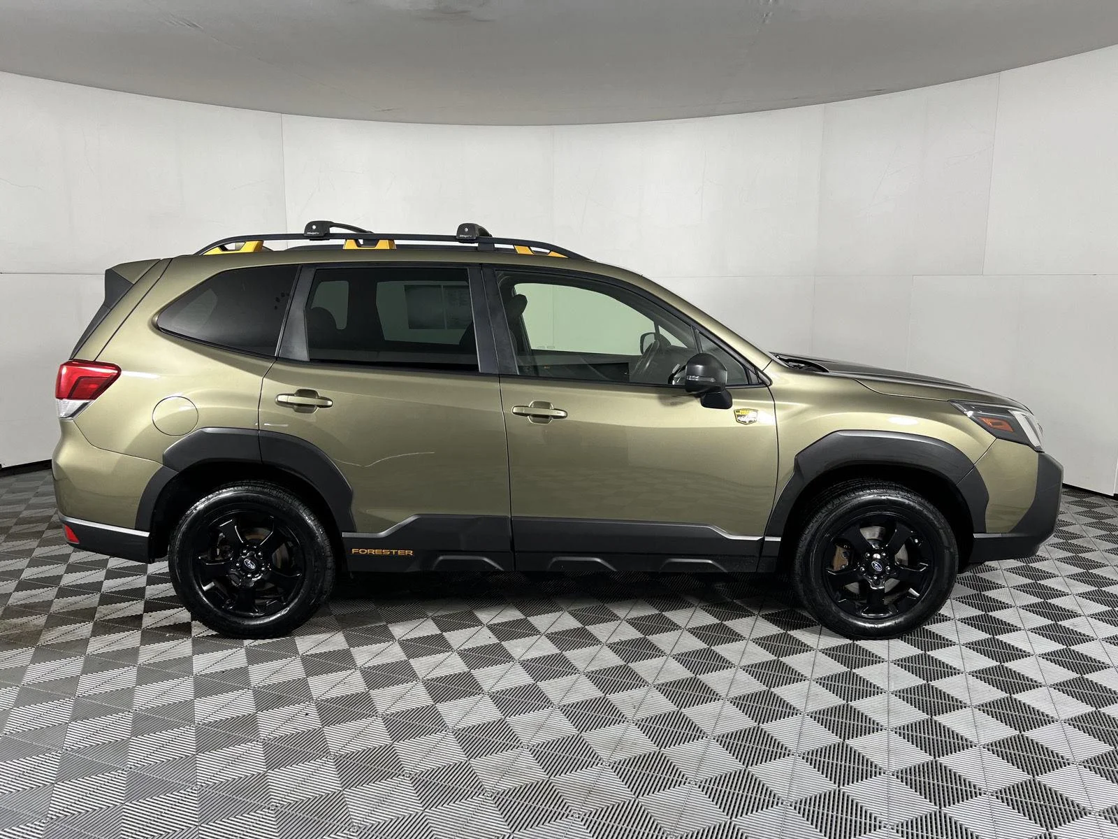 Used 2022  Subaru Wilderness image 23