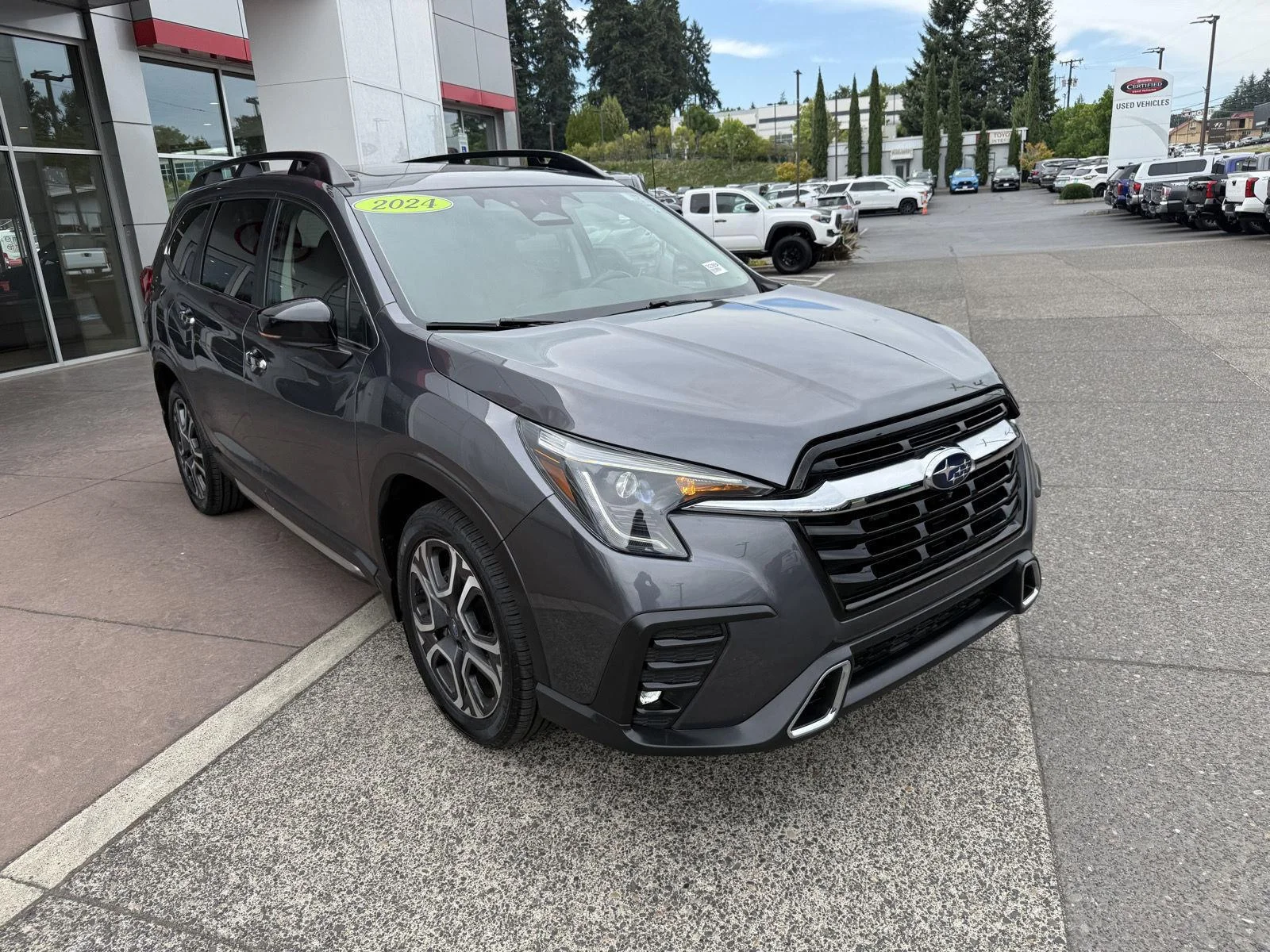 Used 2024 Magnetite Gray Metallic Subaru Touring image 9