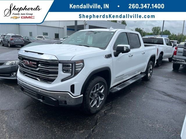 Used 2023 Summit White GMC SLT image 1