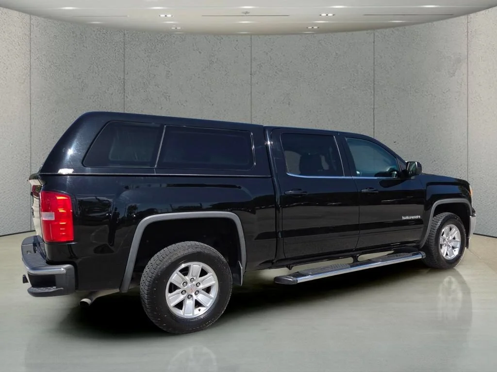 Used 2014 Onyx Black GMC SLE image 4