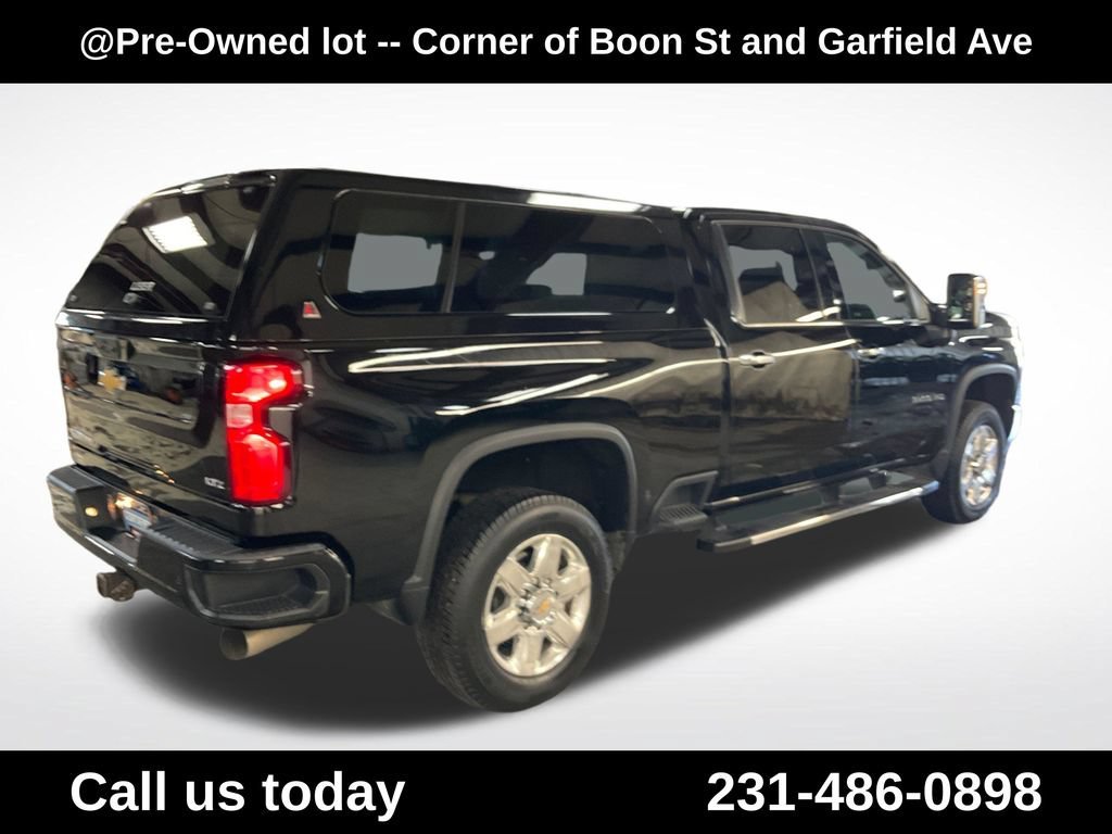 Used 2022 Black Chevrolet LTZ image 5