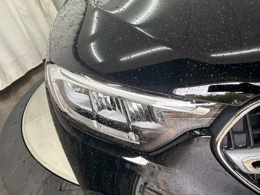 New 2027 Black Mercedes-Benz GLC 300 image 10