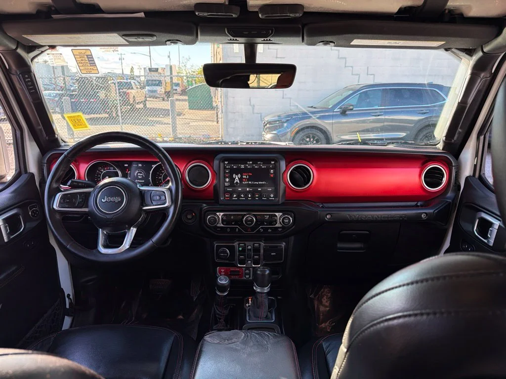 Used 2021 White Jeep Unlimited Rubicon image 19