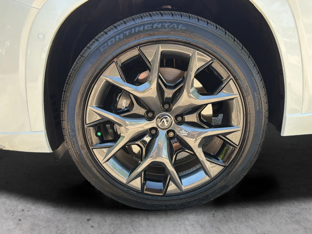 Used 2025 Beige Lexus 500h F SPORT Premium image 36