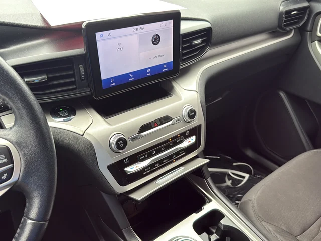 Used 2020 White Ford XLT image 27