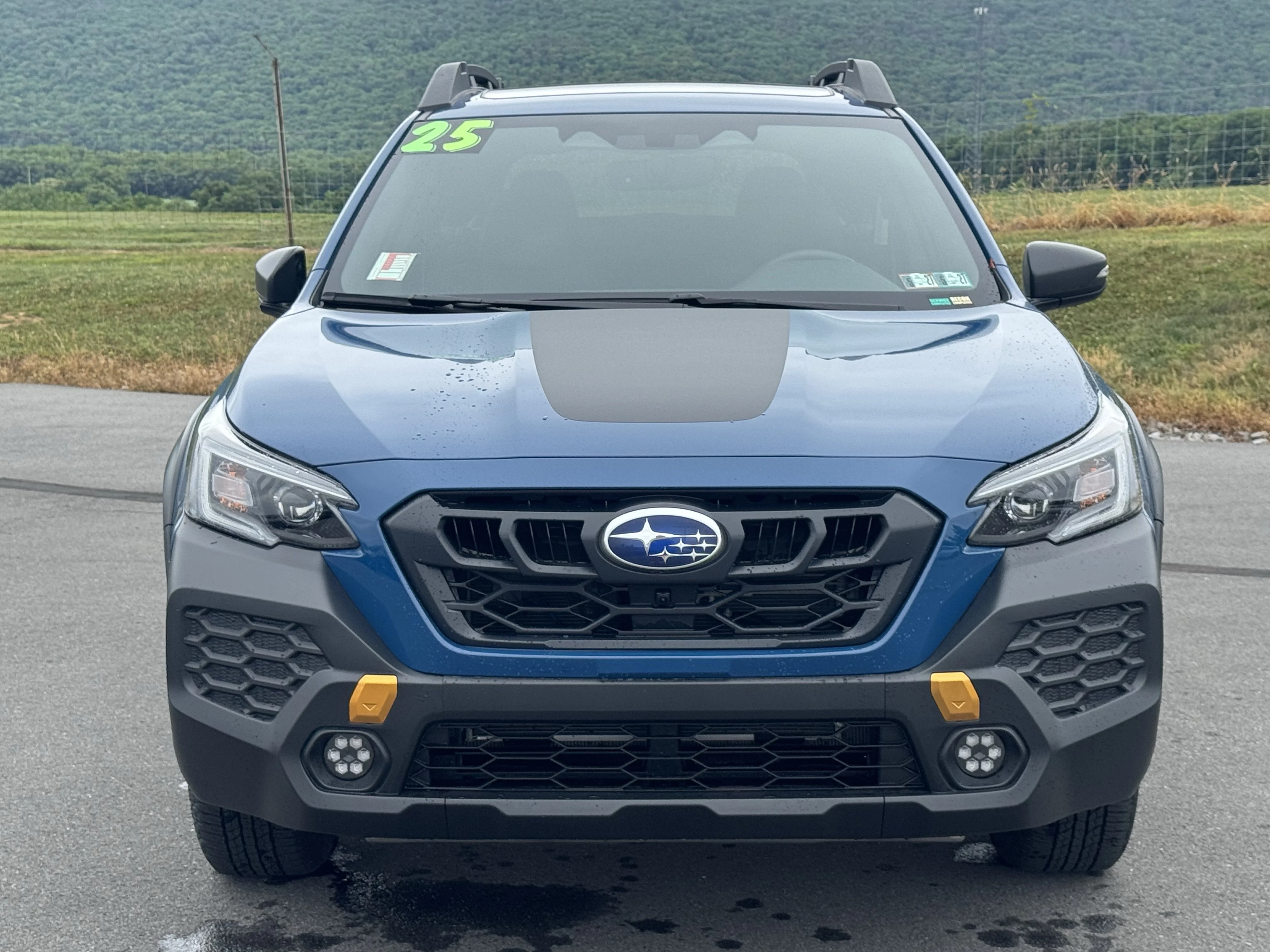 Used 2025 Geyser Blue Subaru Wilderness image 12