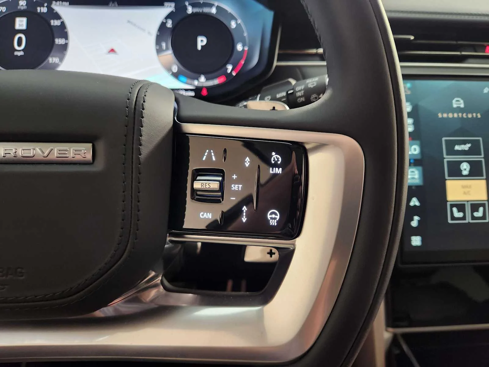2026 Land Rover Range Rover SE - Photo 27