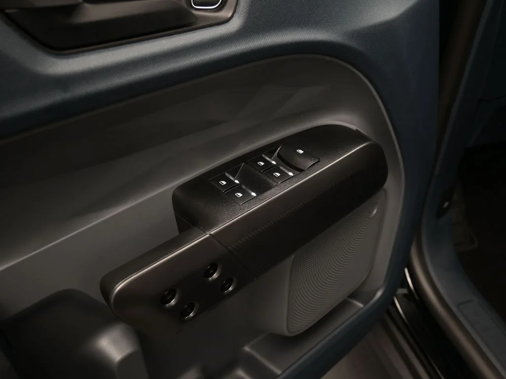 Used 2025 Black Ford XL image 9