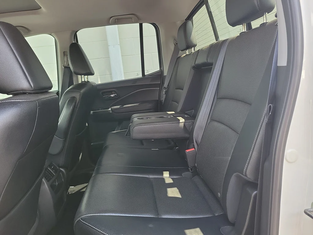 Used 2017 White Diamond Pearl Honda RTL-E image 11