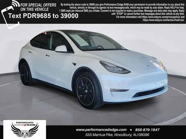 2021 Tesla Model Y Long Range Dual Motor All-Wheel Drive's photo