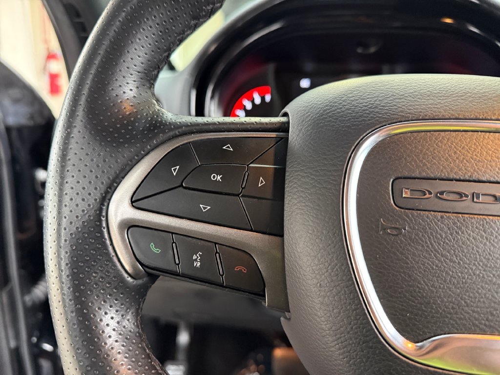 Used 2023 Black Dodge SXT image 24