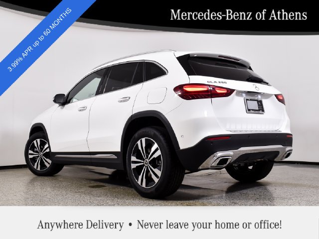 New 2026 Polar White Mercedes-Benz GLA 250 image 12