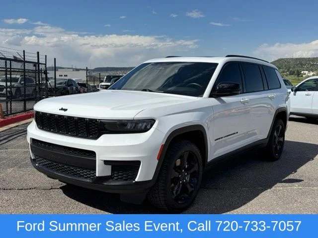 Used 2021 White Jeep Altitude image 1