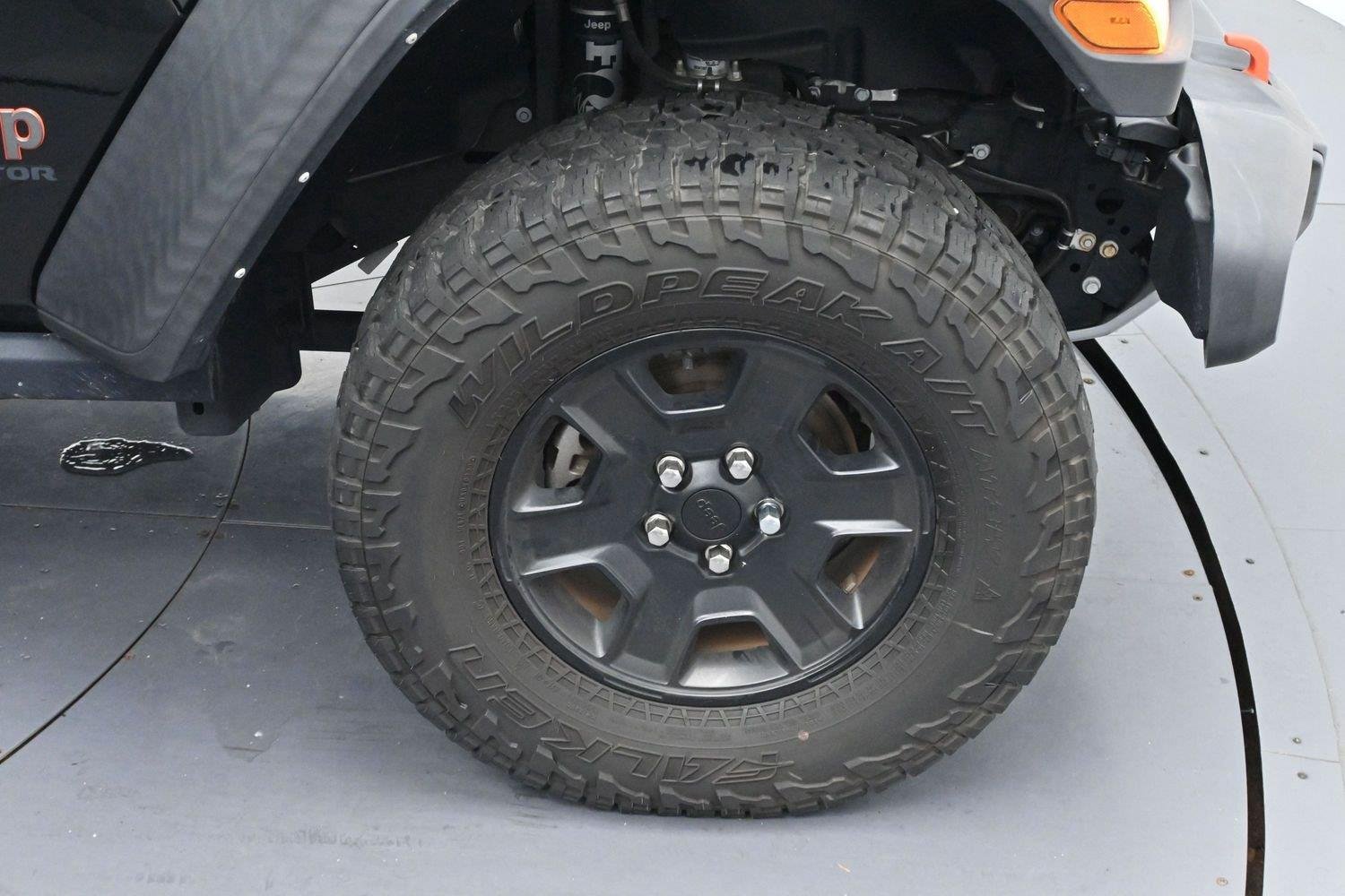 Used 2022 Black Jeep Mojave image 34