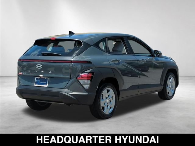 Used 2026 Gray Hyundai SE image 5