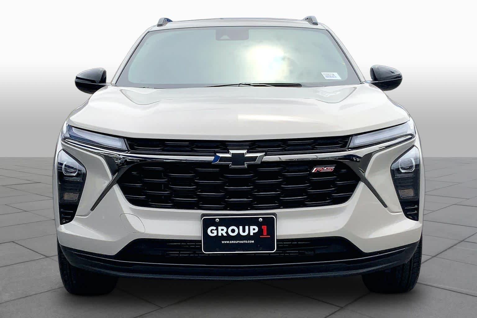 Used 2026 White Sands Chevrolet 2RS image 4