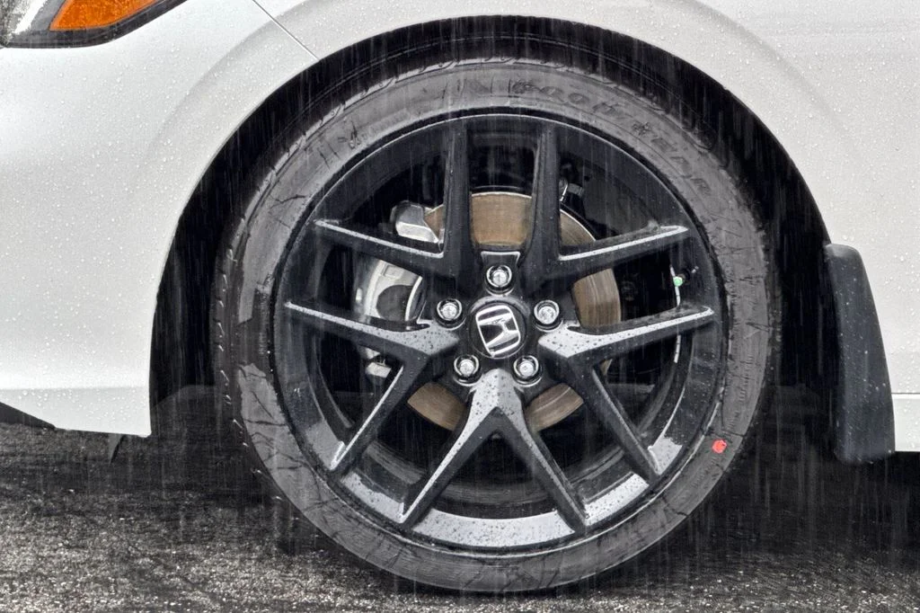 New 2026 Platinum White Pearl Honda Sport image 31