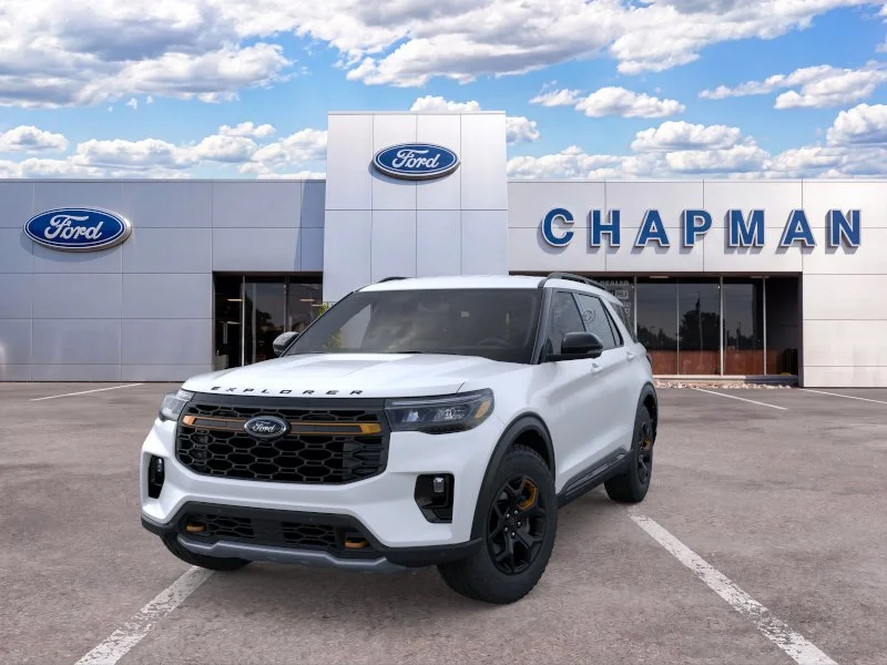 New 2026 Star White Metallic Tri-Coat Ford Tremor® image 2