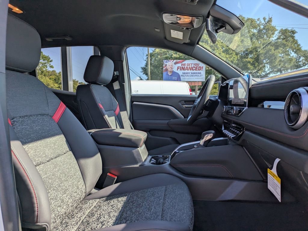 2025 Chevrolet Colorado Z71 - Photo 32