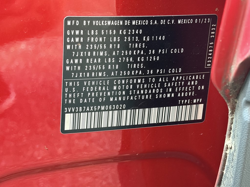 Used 2023 Kings Red Metallic Volkswagen SE image 22