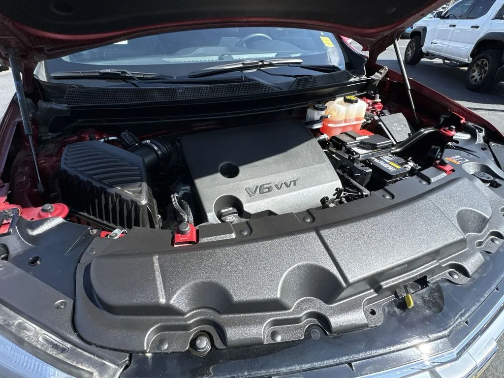Used 2023 Red Chevrolet Premier image 30