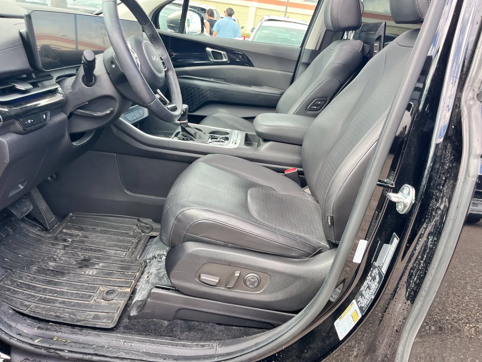 Used 2025 Black Kia SX Prestige image 10