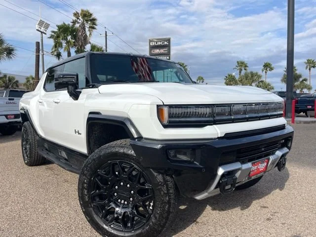 2026 GMC Hummer EV 2X's photo