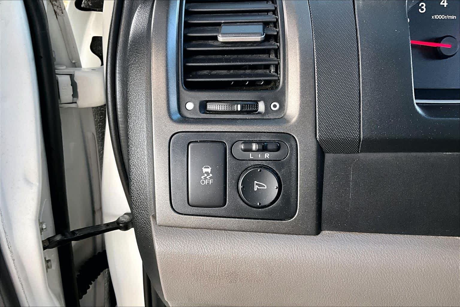 Used 2010 Taffeta White Honda EX-L image 31