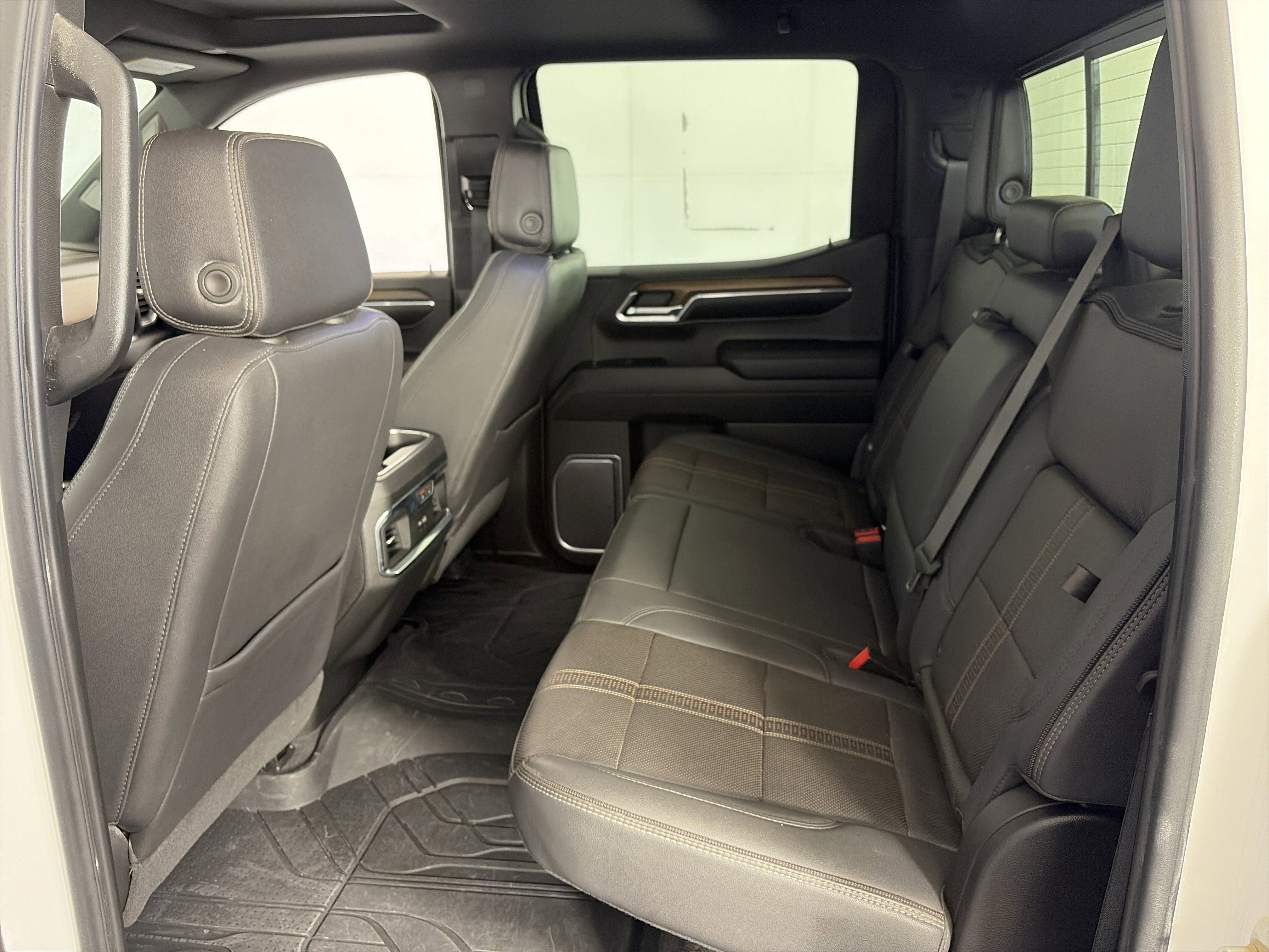 2024 Chevrolet Silverado 1500 High Country - Photo 7