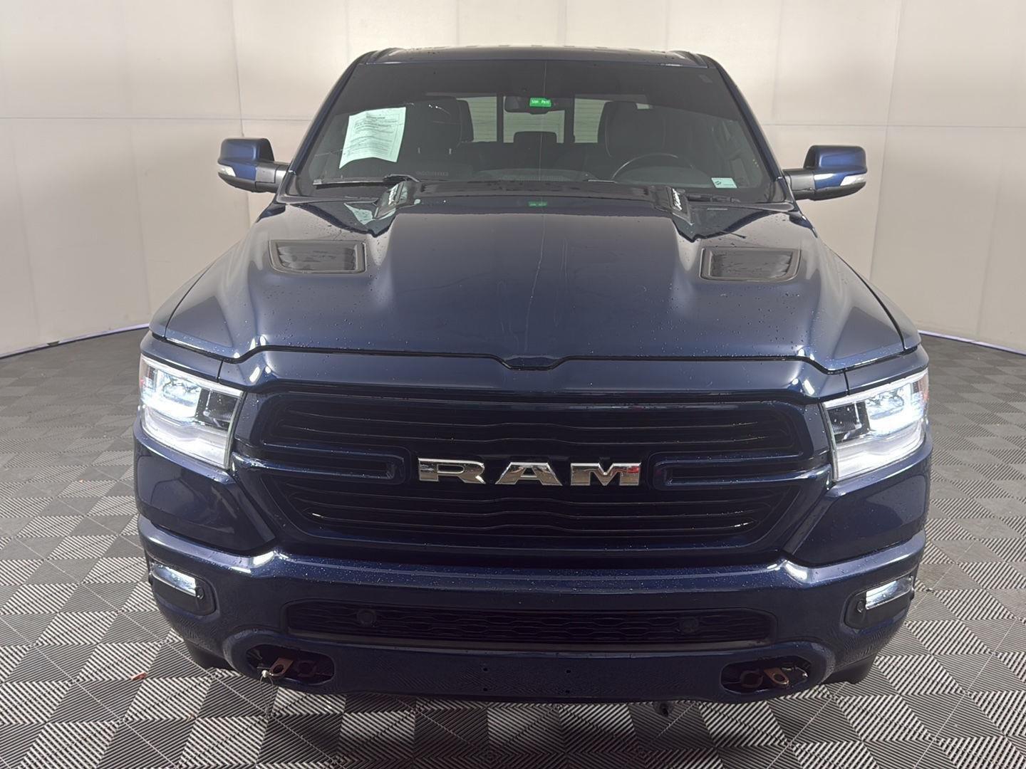 Used 2020 Patriot Blue Pearlcoat Ram Laramie image 3