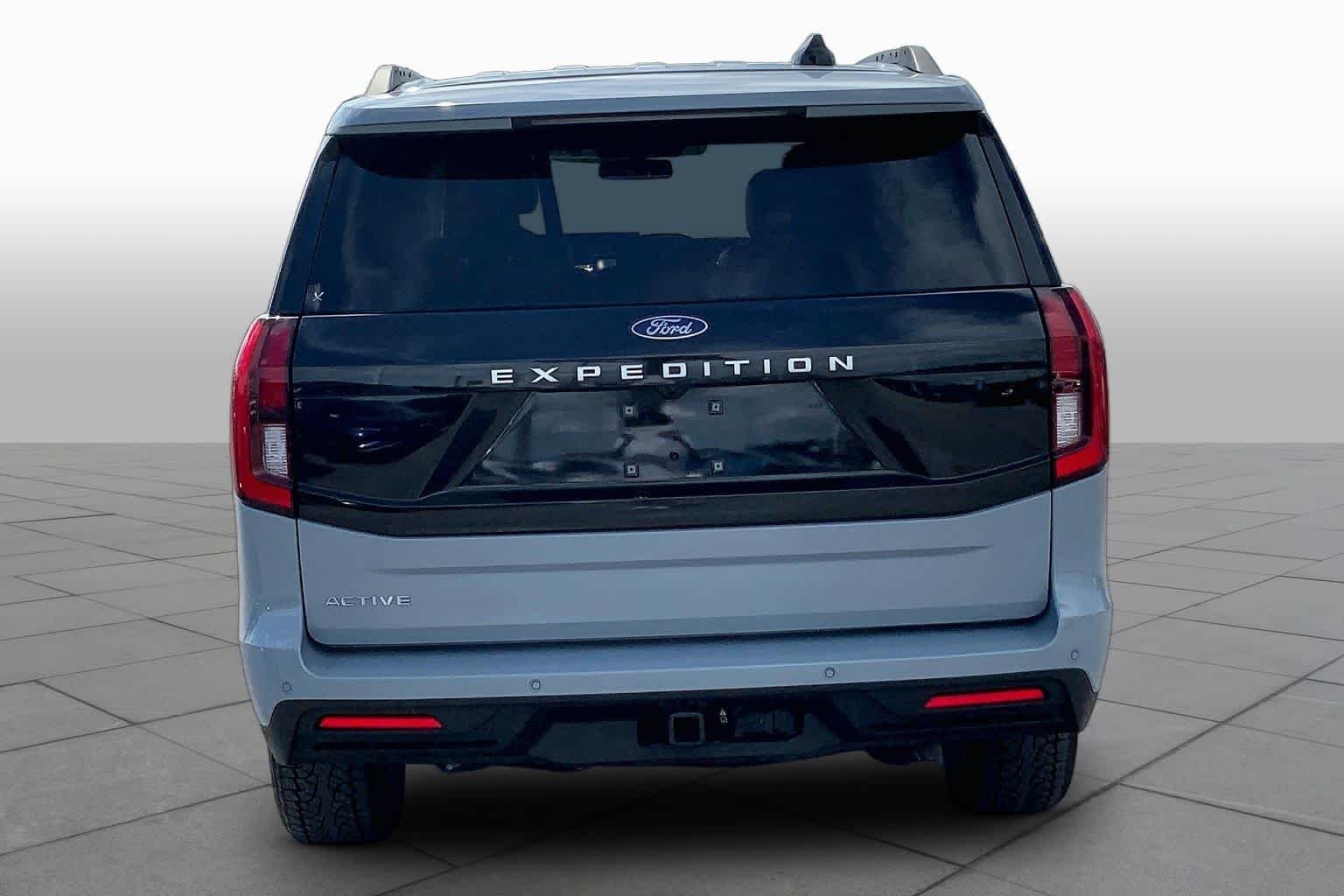 Certified Used 2025 Glacier Gray Metallic Ford Active image 5