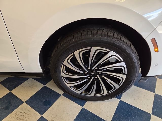 Used 2025 White Lincoln Black Label image 9