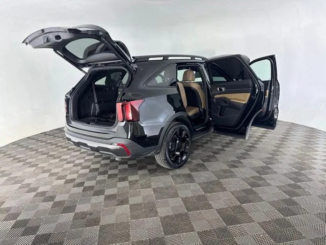 Used 2025 Black Kia X-Line SX Prestige image 16