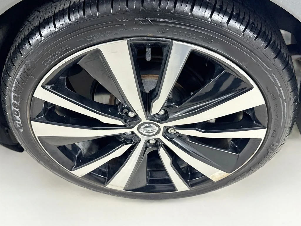 Used 2019 Gray Nissan 2.5 Platinum image 34