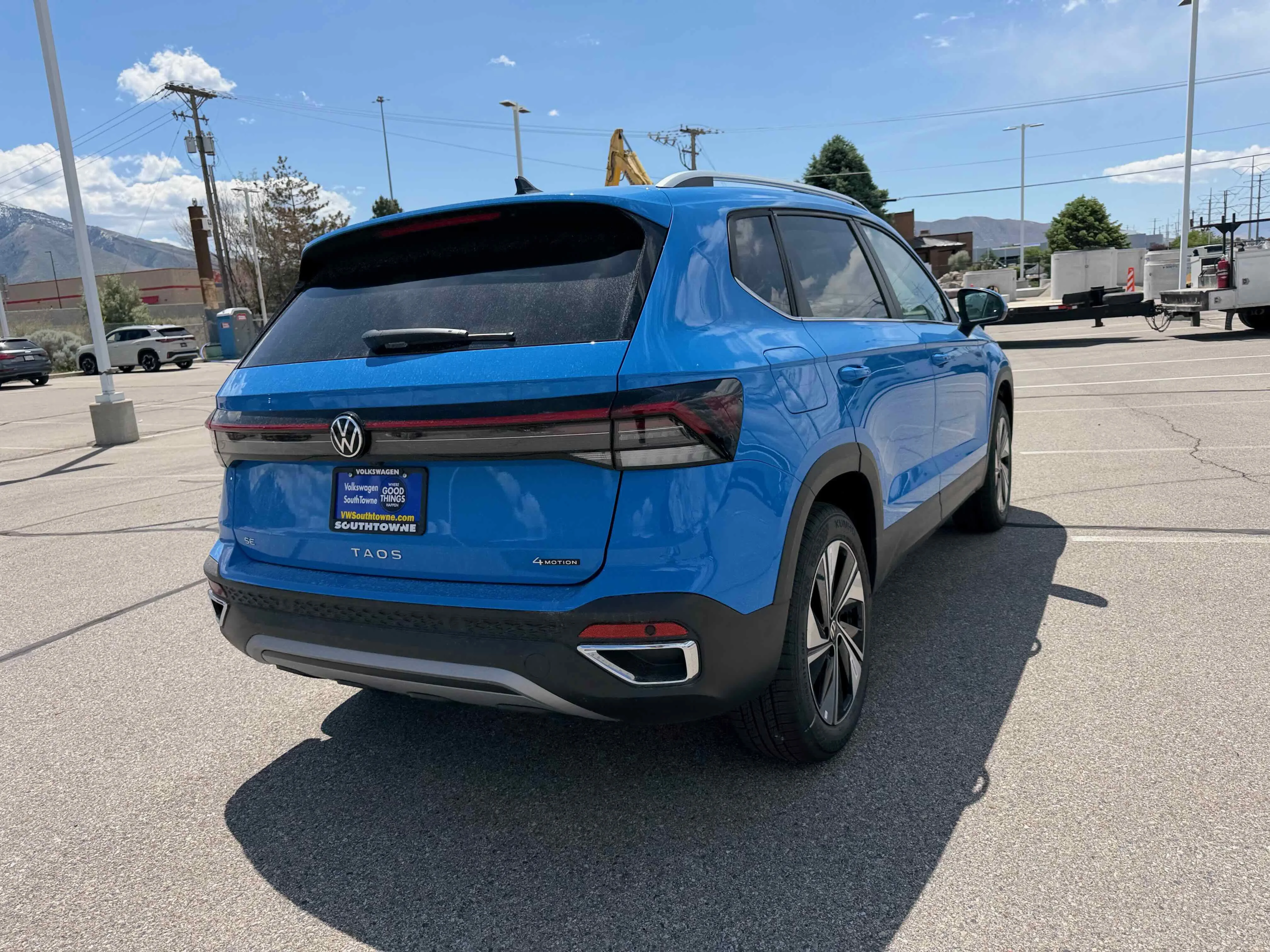 New 2026 Blue Volkswagen SE image 7