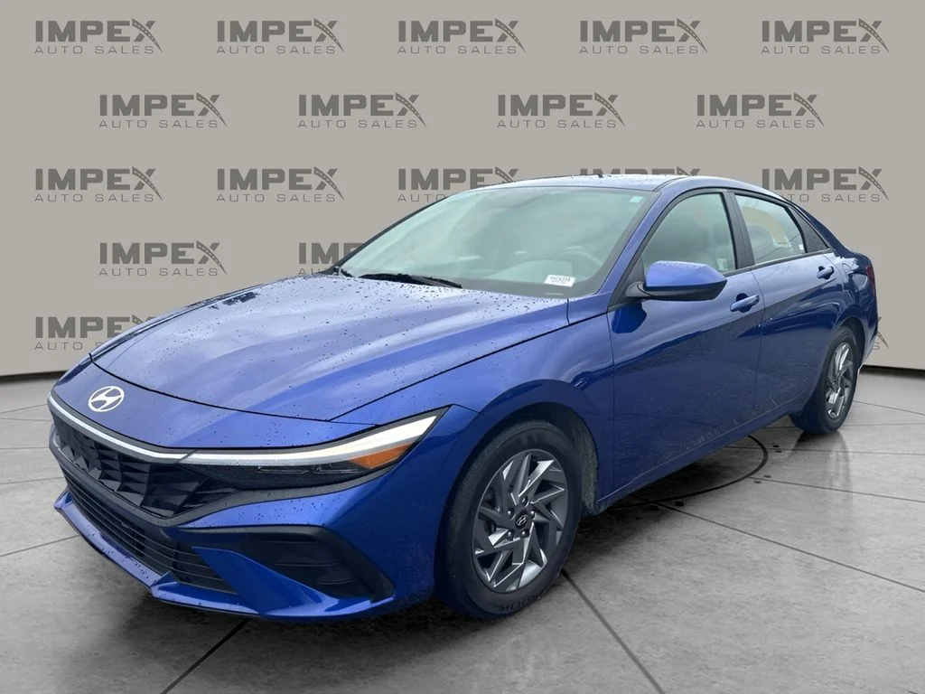 Used 2024 Blue Hyundai SEL image 1