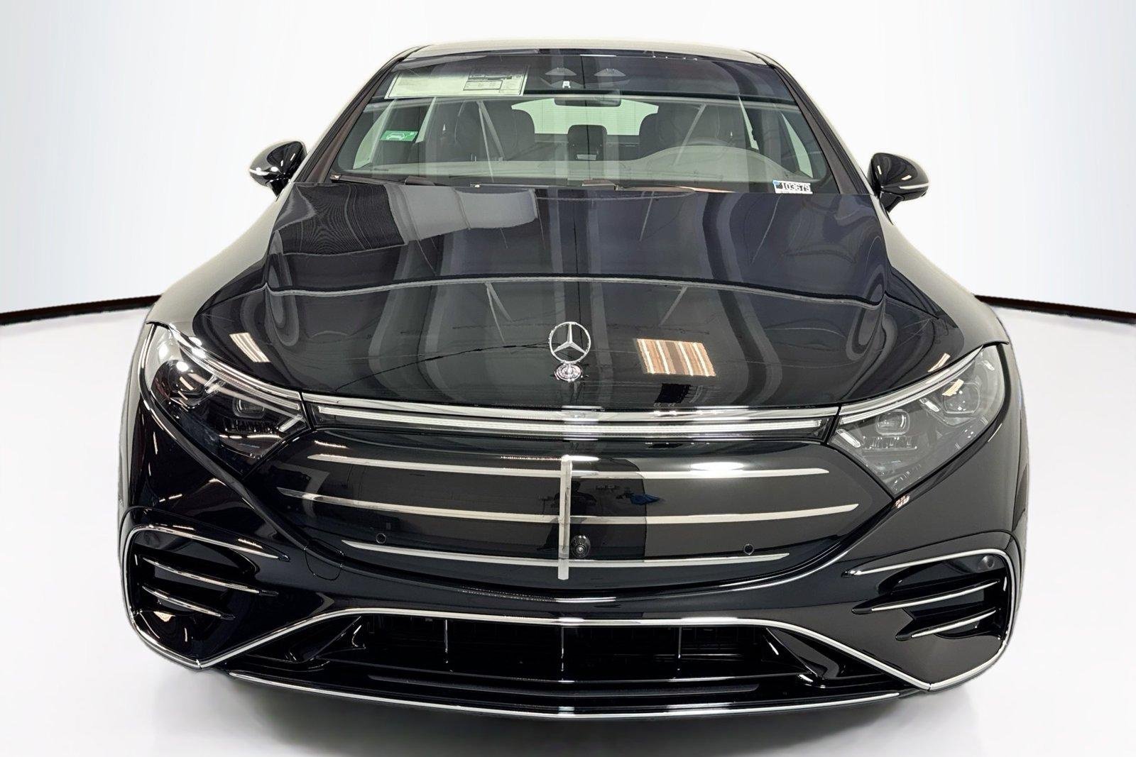 New 2026 Obsidian Black Metallic Mercedes-Benz EQS 450 image 2
