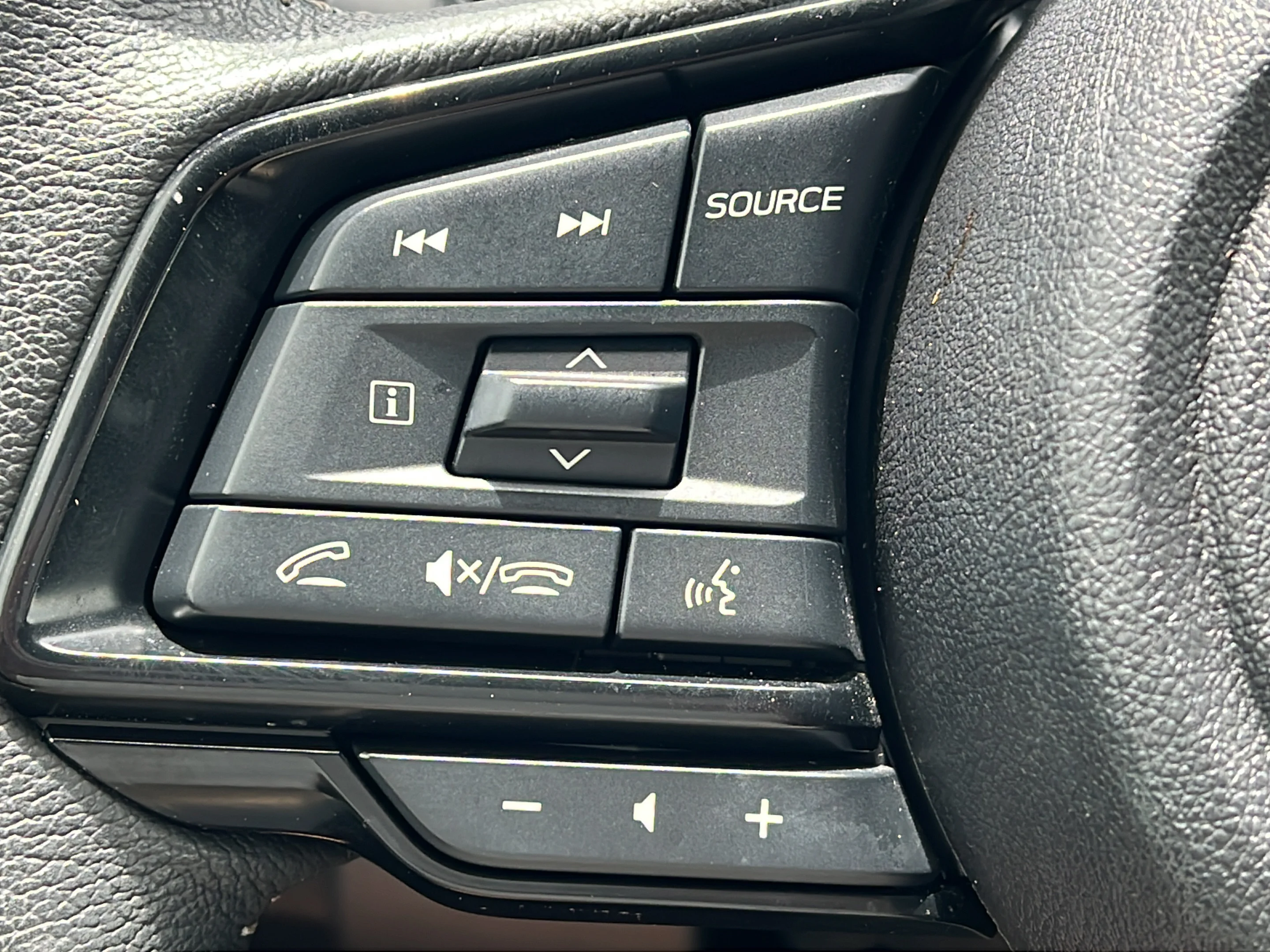 Used 2025 Magnetite Gray Metallic Subaru Premium image 20