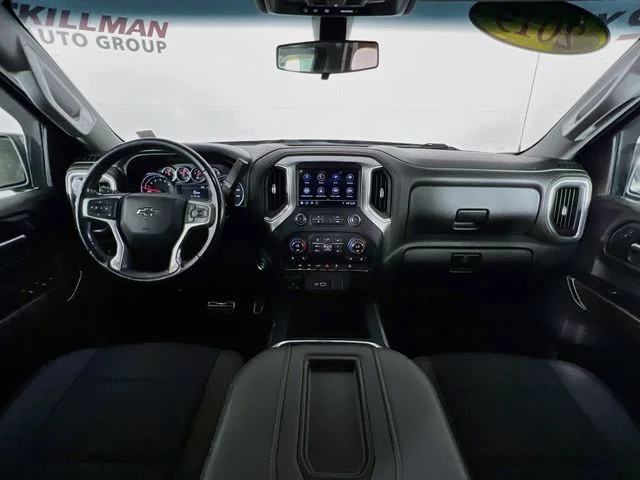 Used 2019 Blue Chevrolet RST image 24