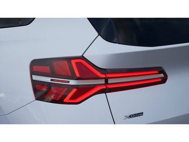 New 2026 Alpine White BMW 30 xDrive image 8