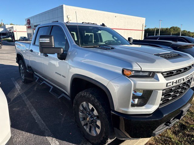 Used 2023 Silver Chevrolet Custom image 5