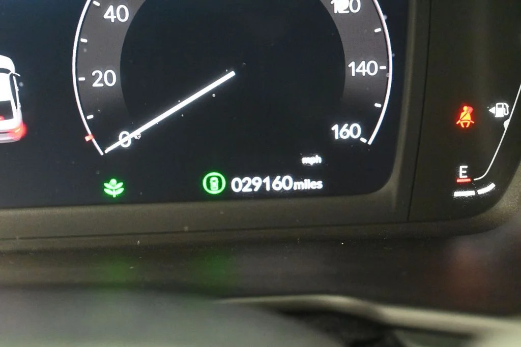 Used 2024 Silver Honda LX image 27