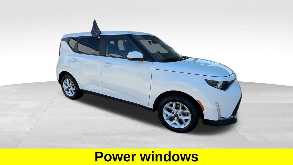 Used 2023 White Kia LX image 16