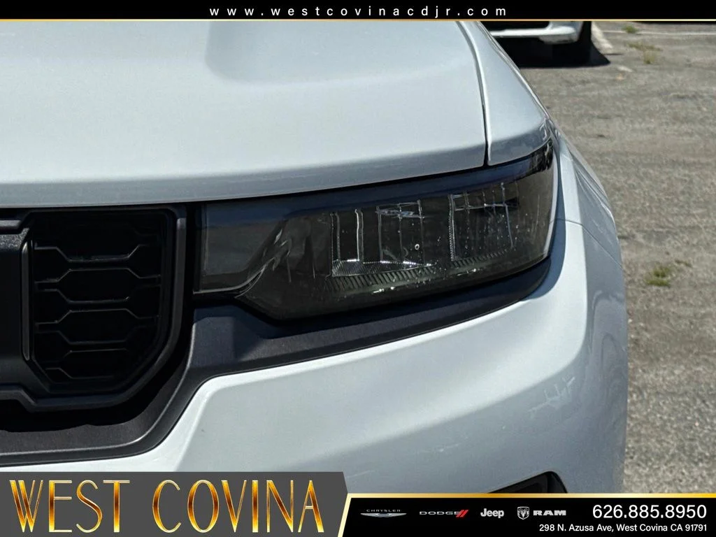 New 2026 Bright White Clearcoat Jeep Altitude image 13