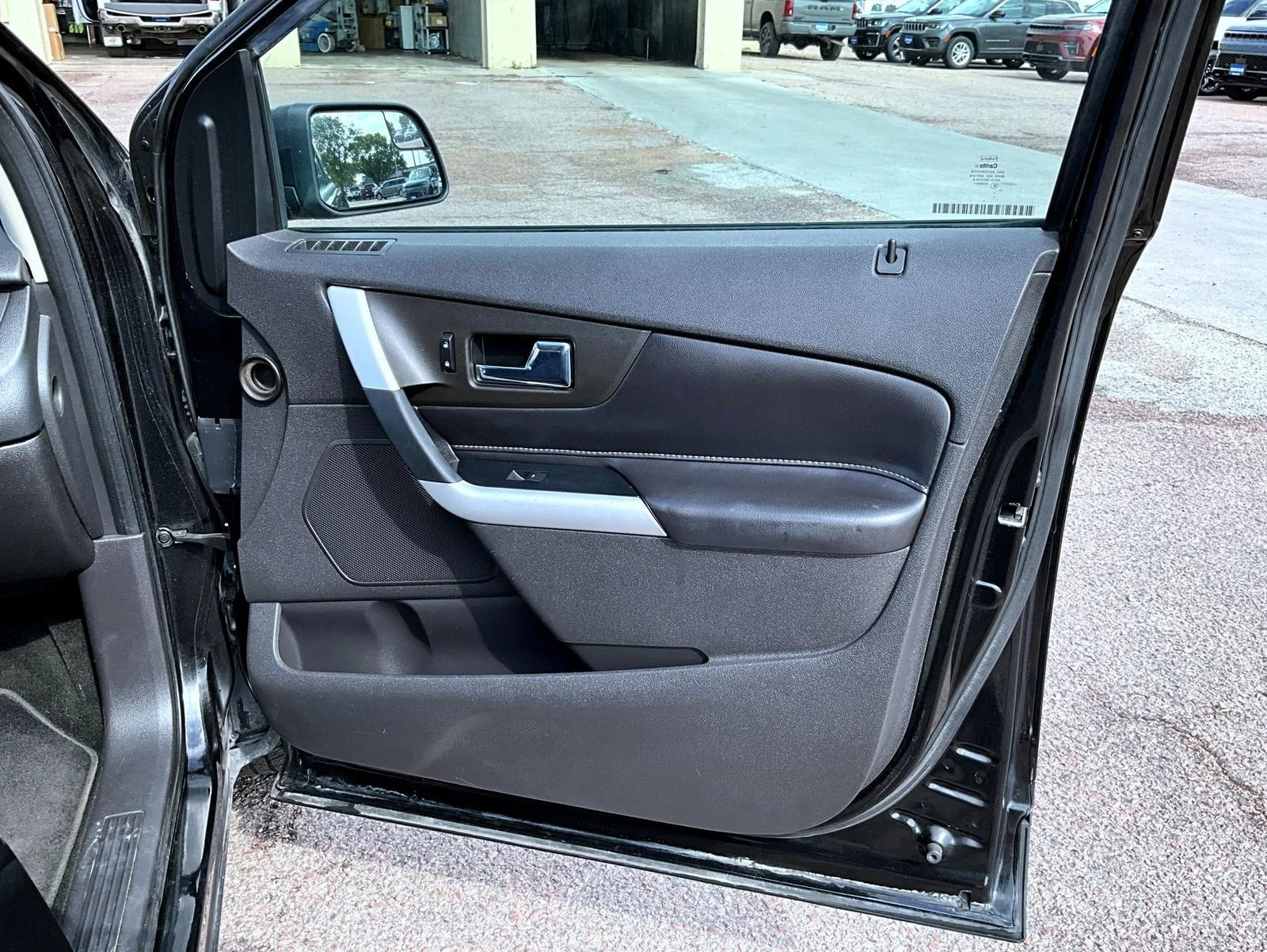 Used 2011 Black Ford SE image 17